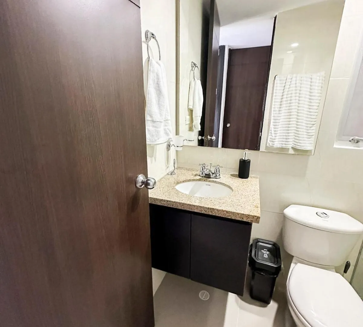 The Lighthouse Apartment Barranquilla  0*, Barranquilla (Atlantico) Colombia
